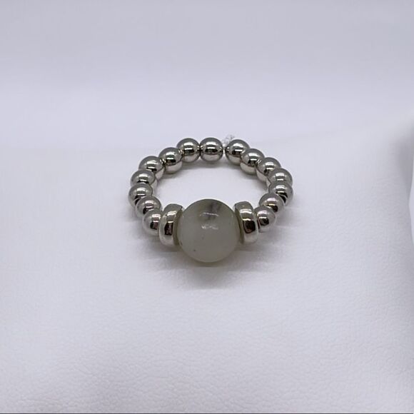 NWT Wool + Pepper Co. Silver & Crystal Beaded Ring - Picture 3 of 4